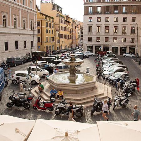 Repetita Juvant Roma Exterior foto